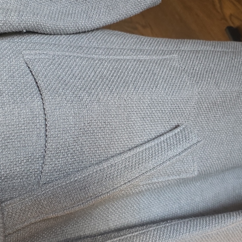 Restoration Hardware Gray Textured Robe - Picture 3 of 9